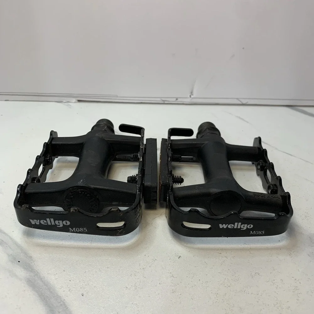 WELLGO MO85 BIKE PEDALS SHIMANO BOX TPP 4035 CATEYE RR